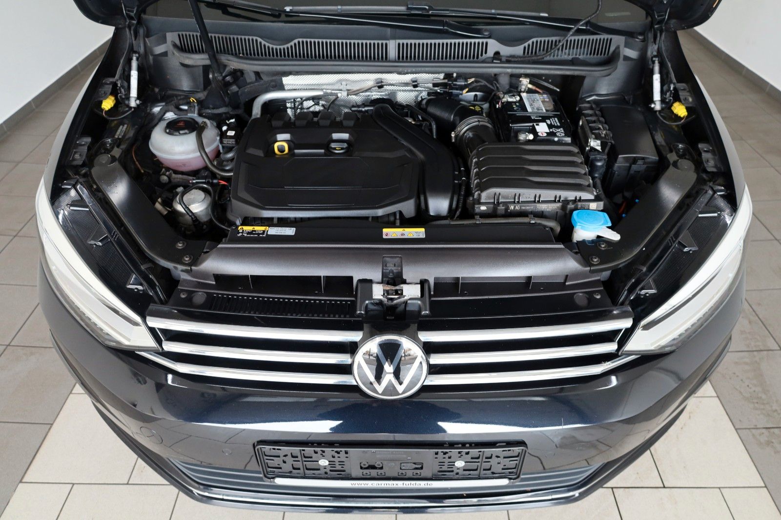 Fahrzeugabbildung Volkswagen Touran Highline Leder,Navi,LED,ACC,Panorama,SH