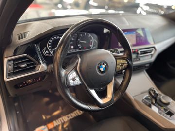 BMW 318d Touring  *1.HAND*19%MWST.*PANO*NOTRUFSYSTEM