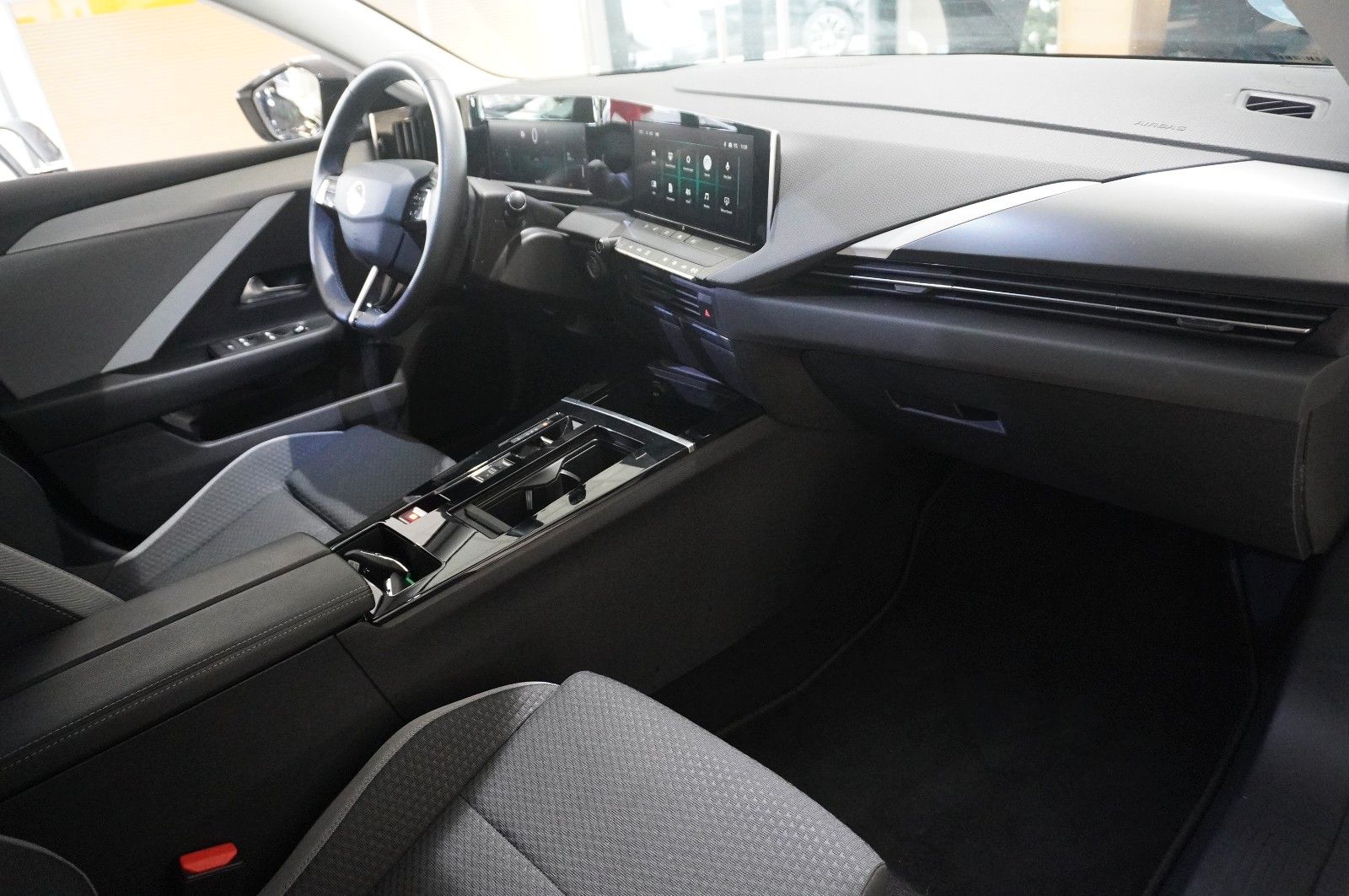 Fahrzeugabbildung Opel Astra L ST 1.5D EDITION NAVI/LED/SHZ/SPORT/DAB+