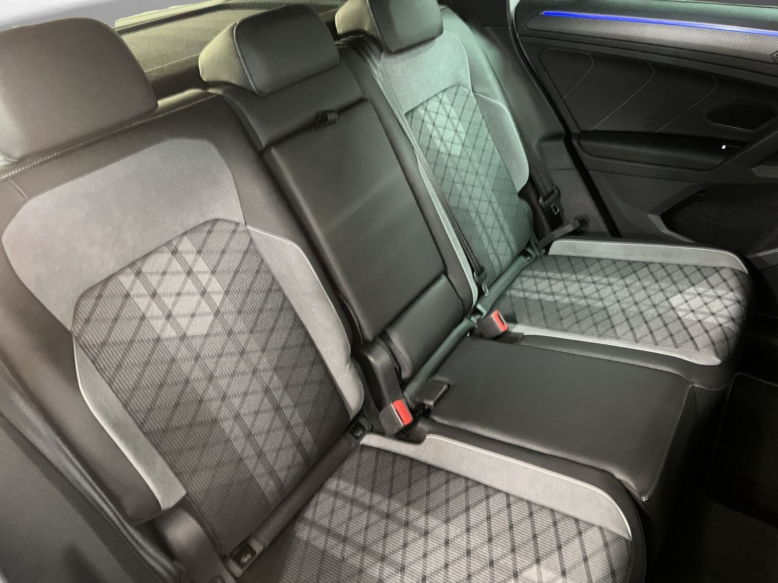Volkswagen Tiguan - Bild 17