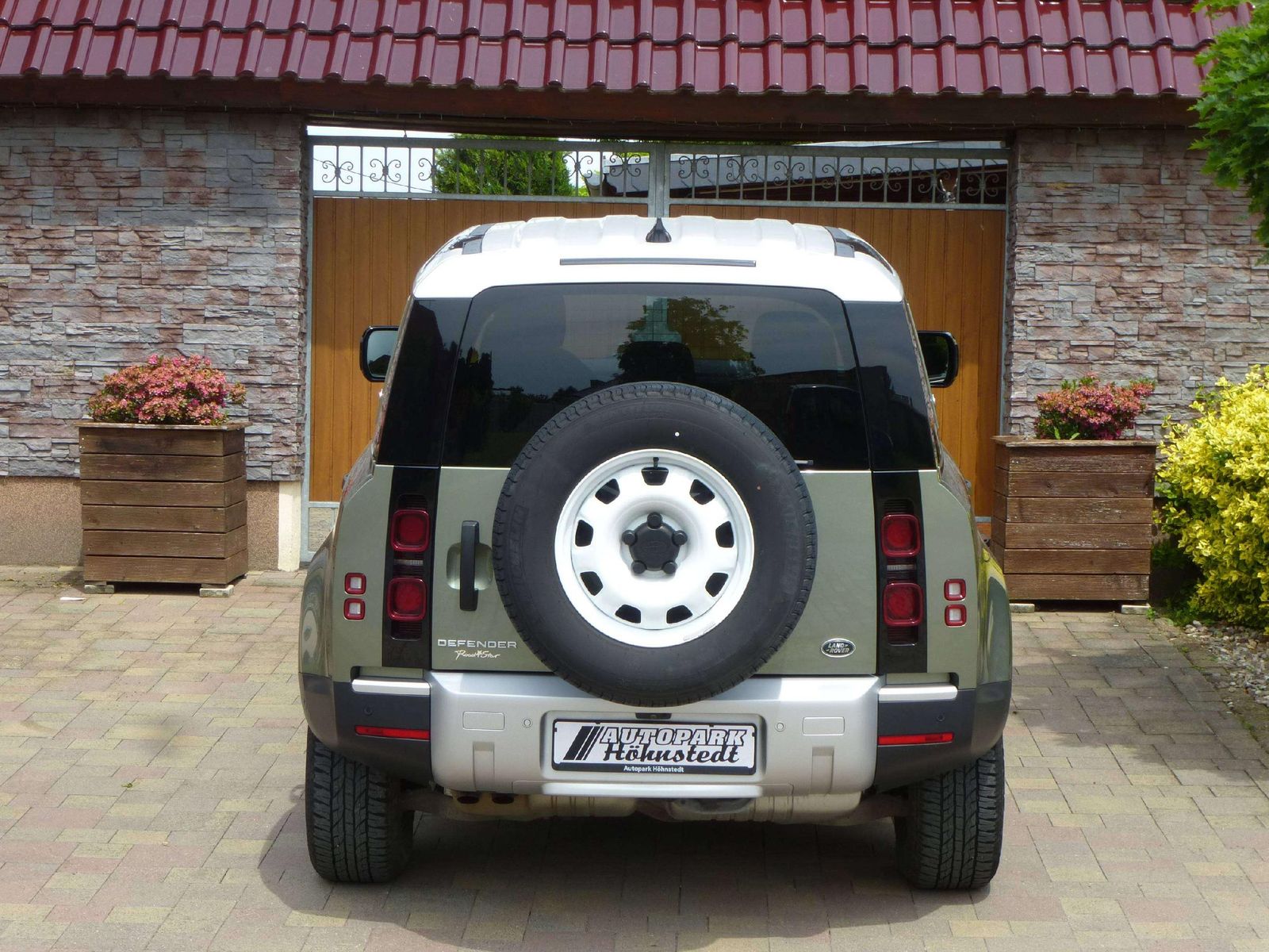 Land Rover Defender 110 Basis foto 5