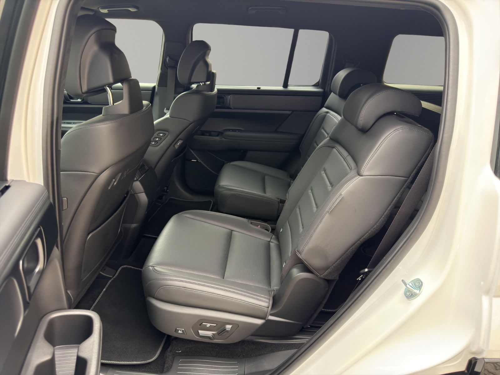 Hyundai Santa Fe – Bild 13