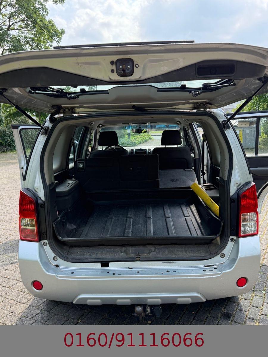Nissan Pathfinder 2.5 174ch - Soubassement préservé - révision effectuée - Carnet d'entretien - Clim - Attelage