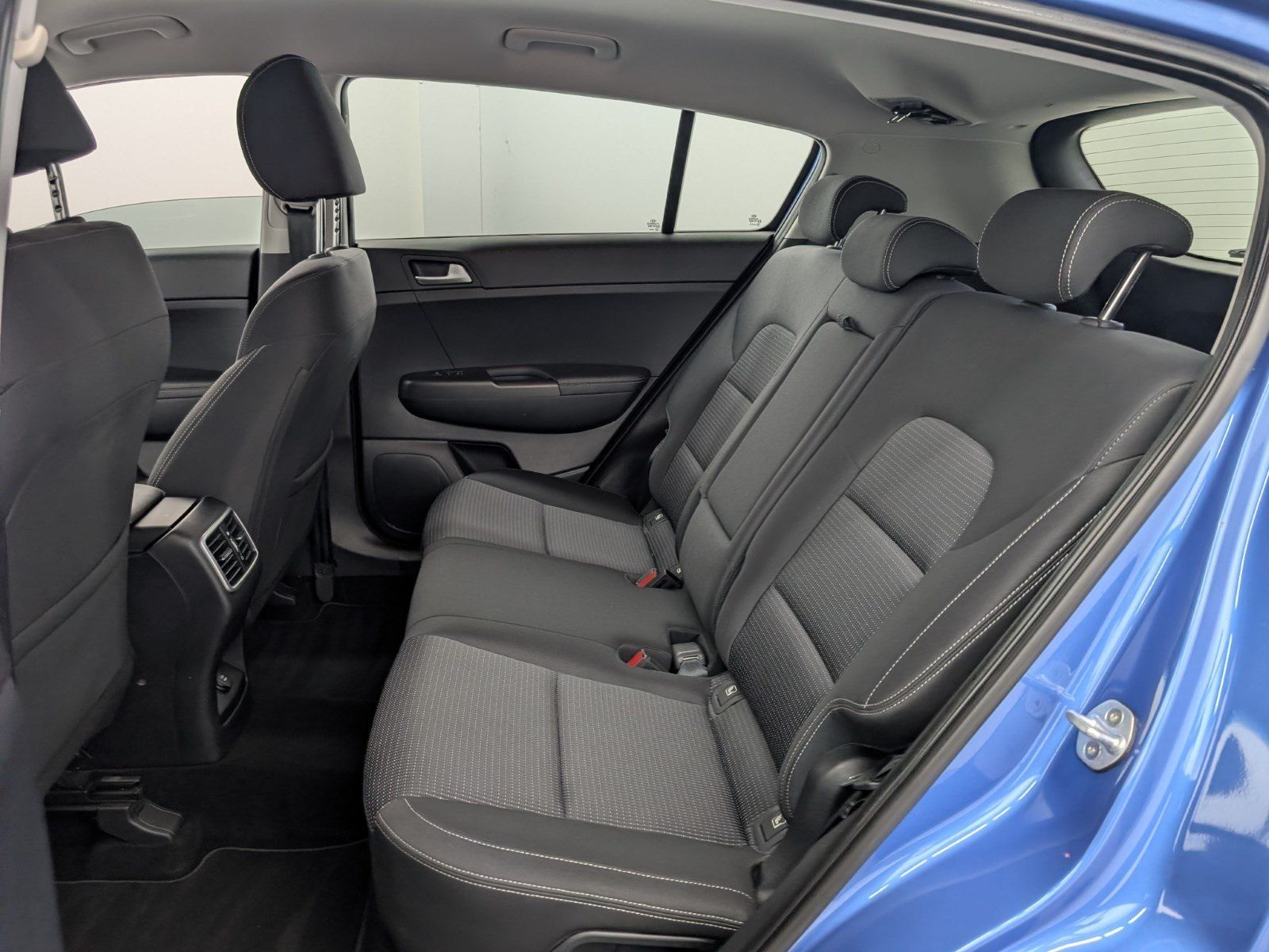 KIA Sportage 1.6 T-GDI Vision 2WD AHK Komfort – Bild 9