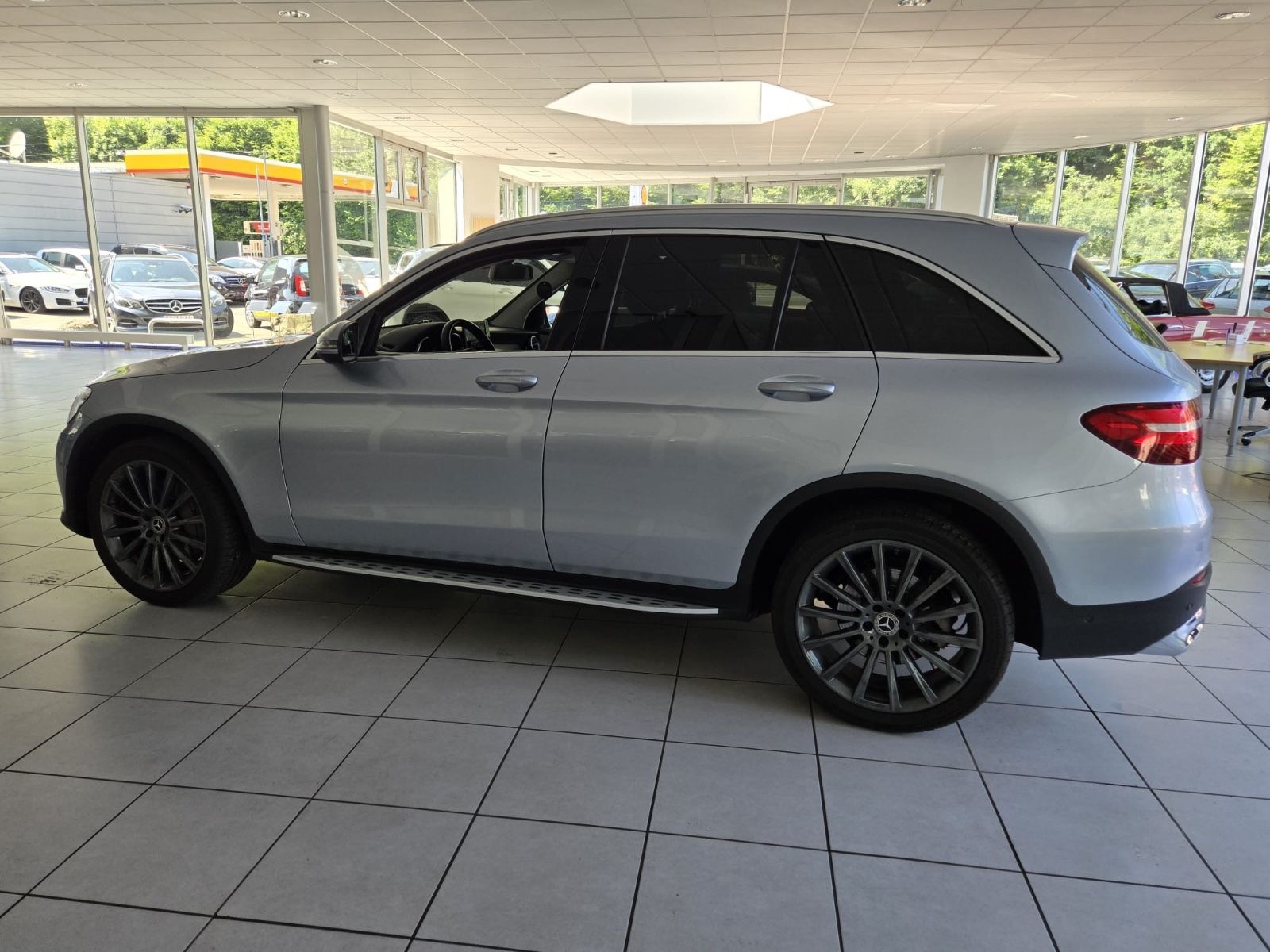 Fahrzeugabbildung Mercedes-Benz GLC 220 d 4Matic * AMG ALU* KAMERA *