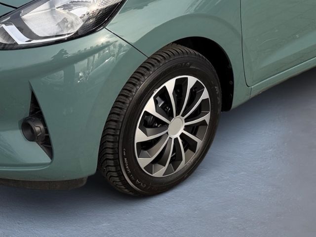 Fahrzeugabbildung Hyundai i10 Select DAB Tempomat Bluetooth  Spurhalteass.