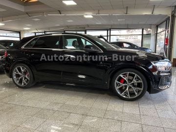 Audi Q8 - 5