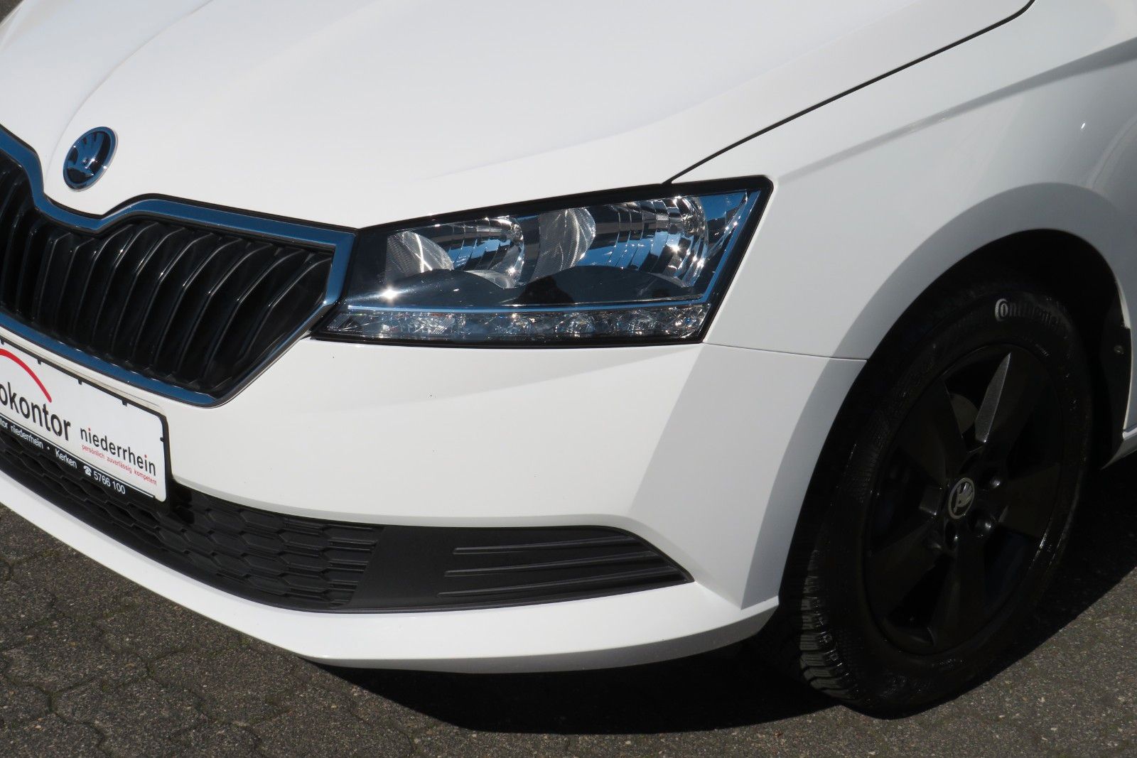 Fahrzeugabbildung SKODA Fabia Active KLIMA ALU ZV 1.HAND