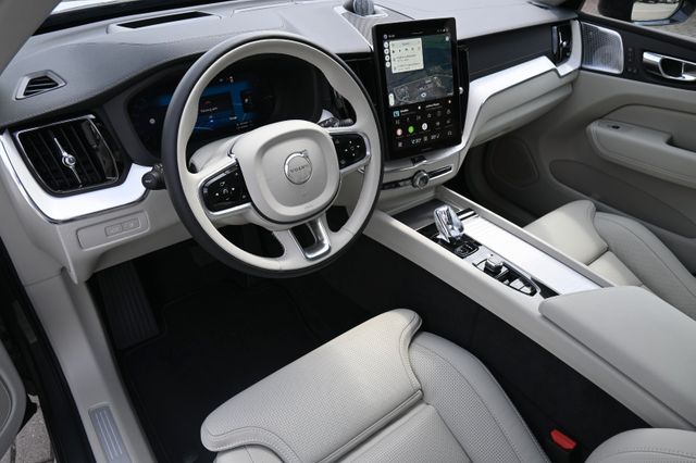 Volvo XC60 T8 Plug-in AWD Ultra Dark*LUFT*360°*ACC
