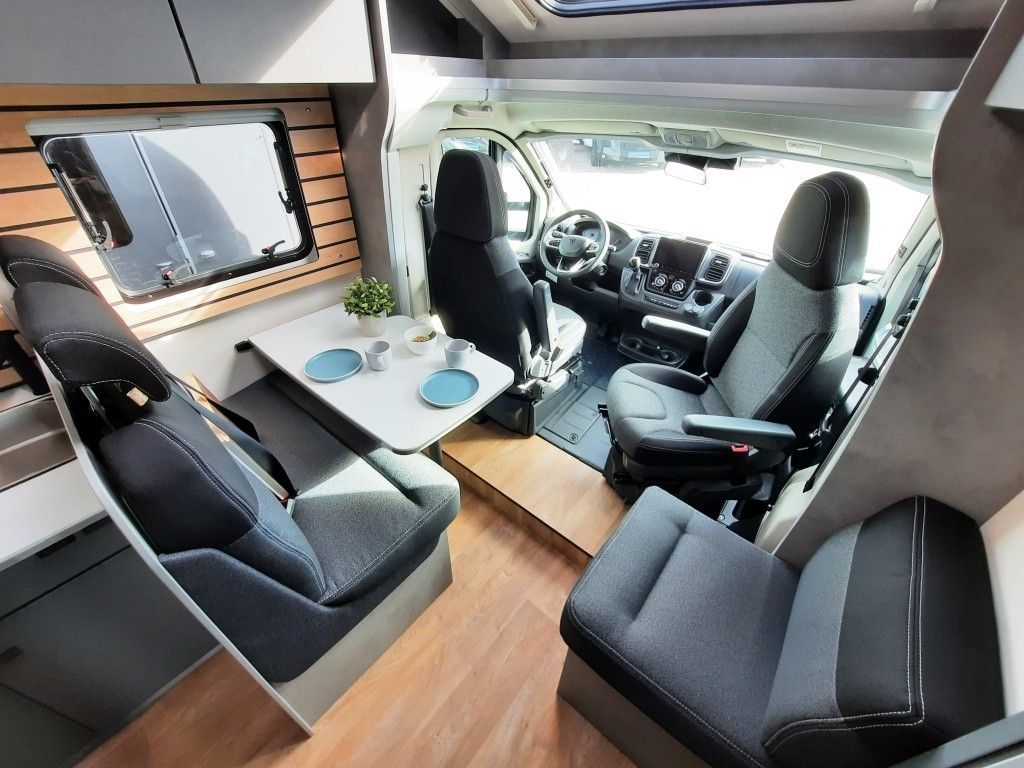 Fahrzeugabbildung Crosscamp EXPDN 7.0 E Verfüg./Sparen Sie 4.689,- €