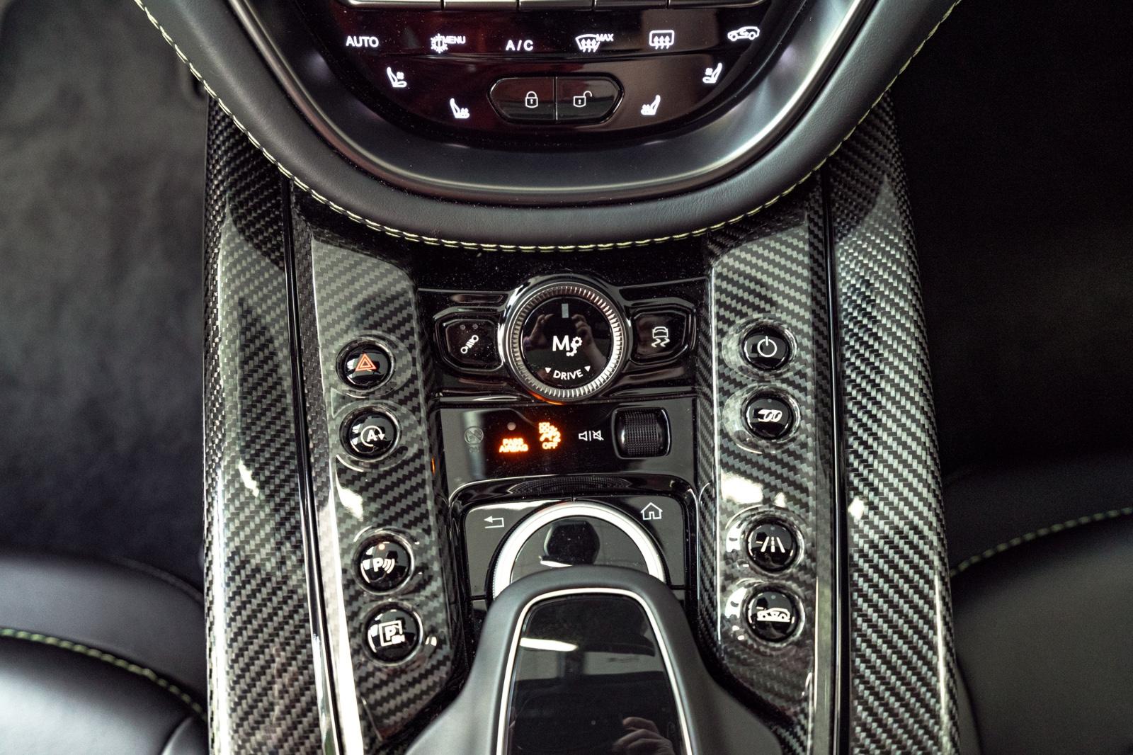 Aston Martin DBX 707*Satinblack*Carbon Ext&Int*ASTON WARRENTY
