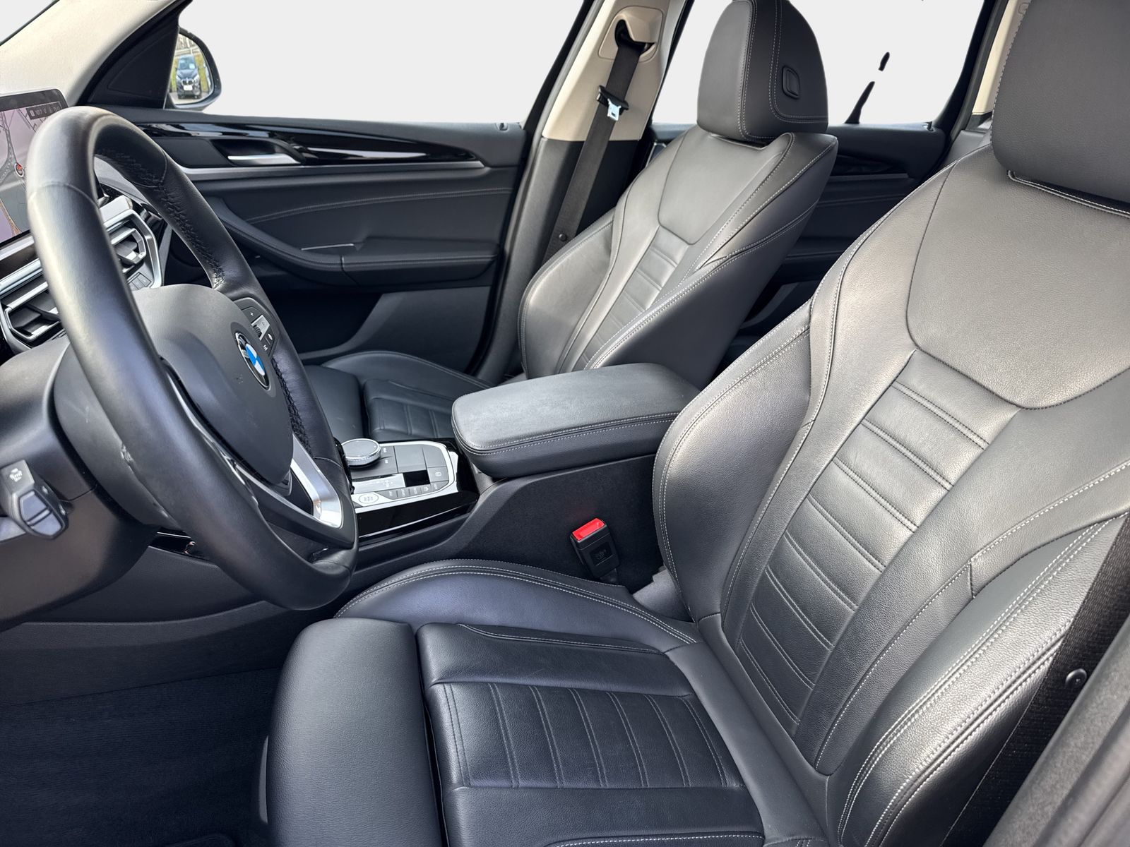 BMW X3 xDrive20d HiFi DAB WLAN Komfortzg. Klimaaut. foto 16