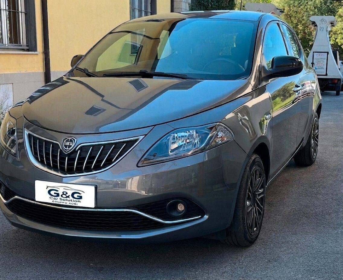 Lancia Ypsilon 1.0 Hybrid Gold - 2022.