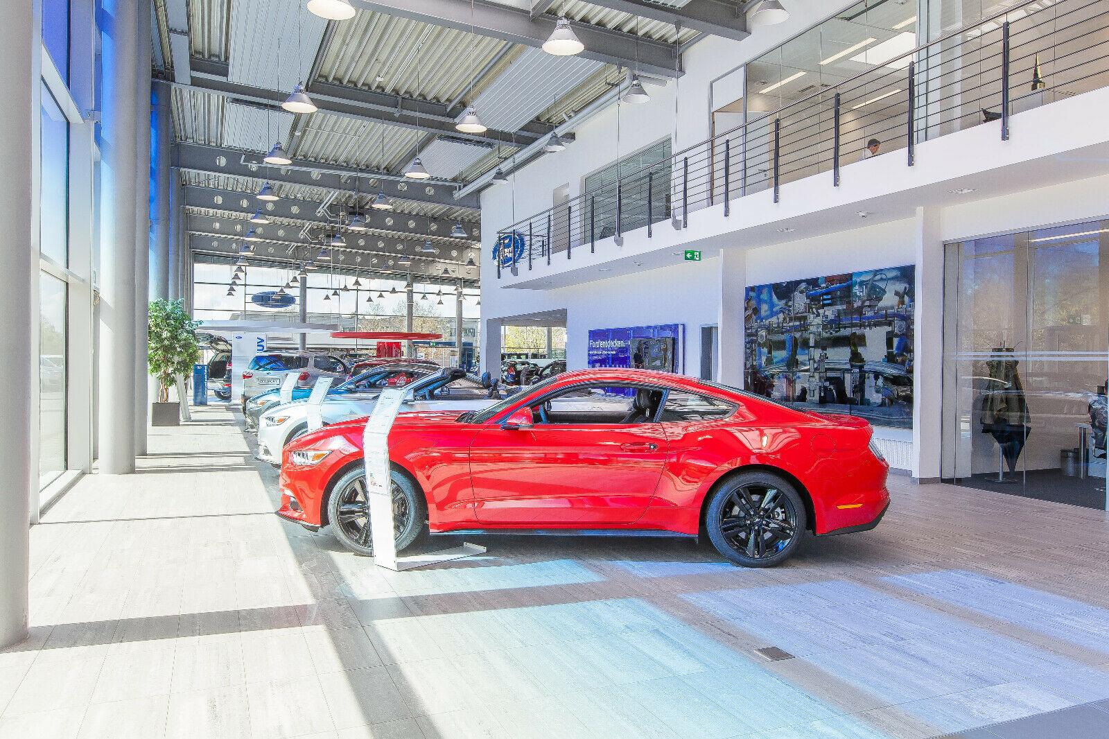 showroom-image-bottom