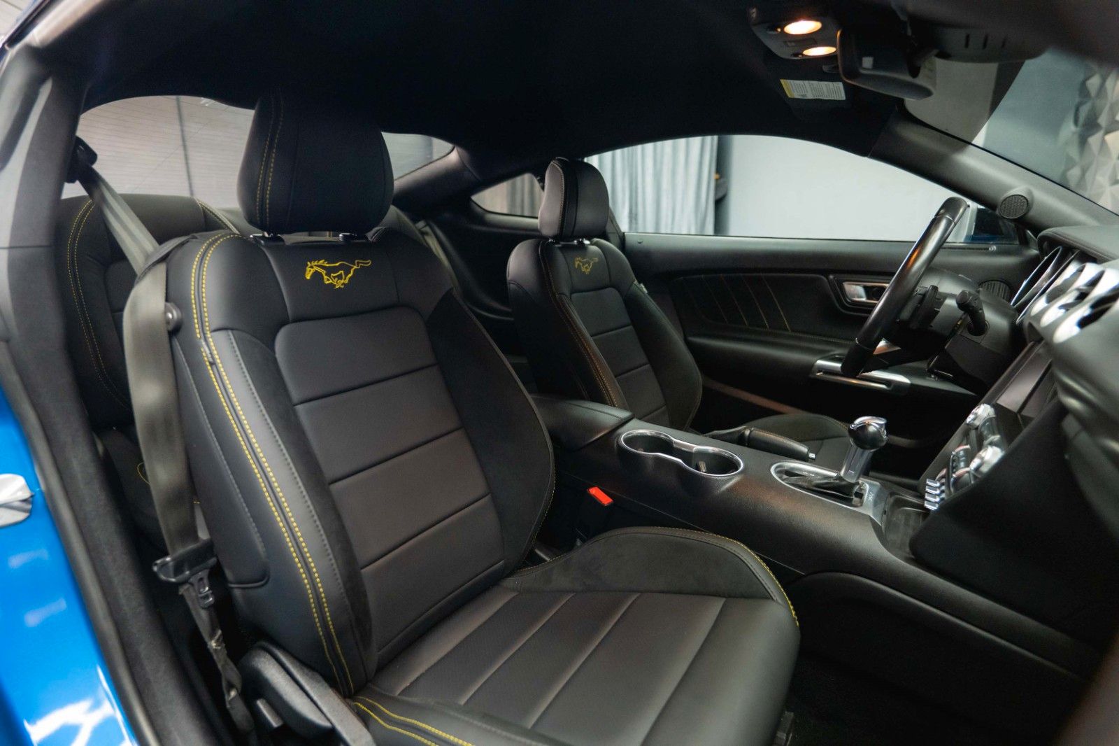 Fahrzeugabbildung Ford Mustang Shelby GT 500 Coupe Performance LED