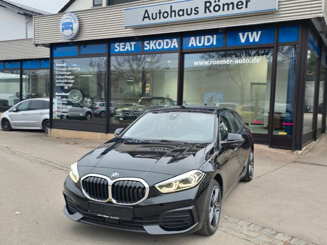 BMW 118 i Advantage Navi Led Carplay