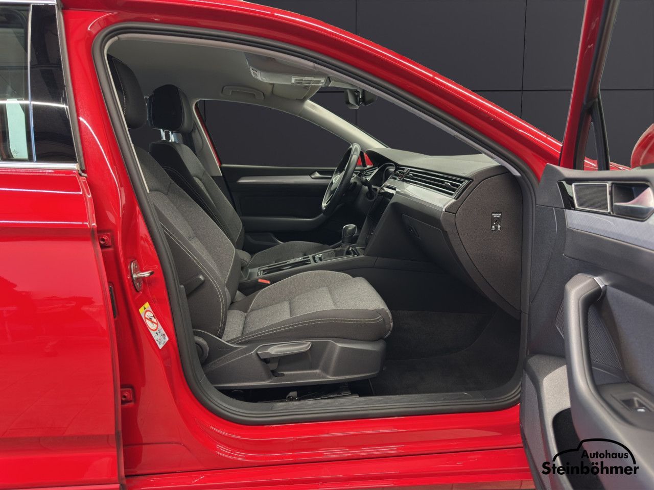 Volkswagen Passat Variant - Bild 14