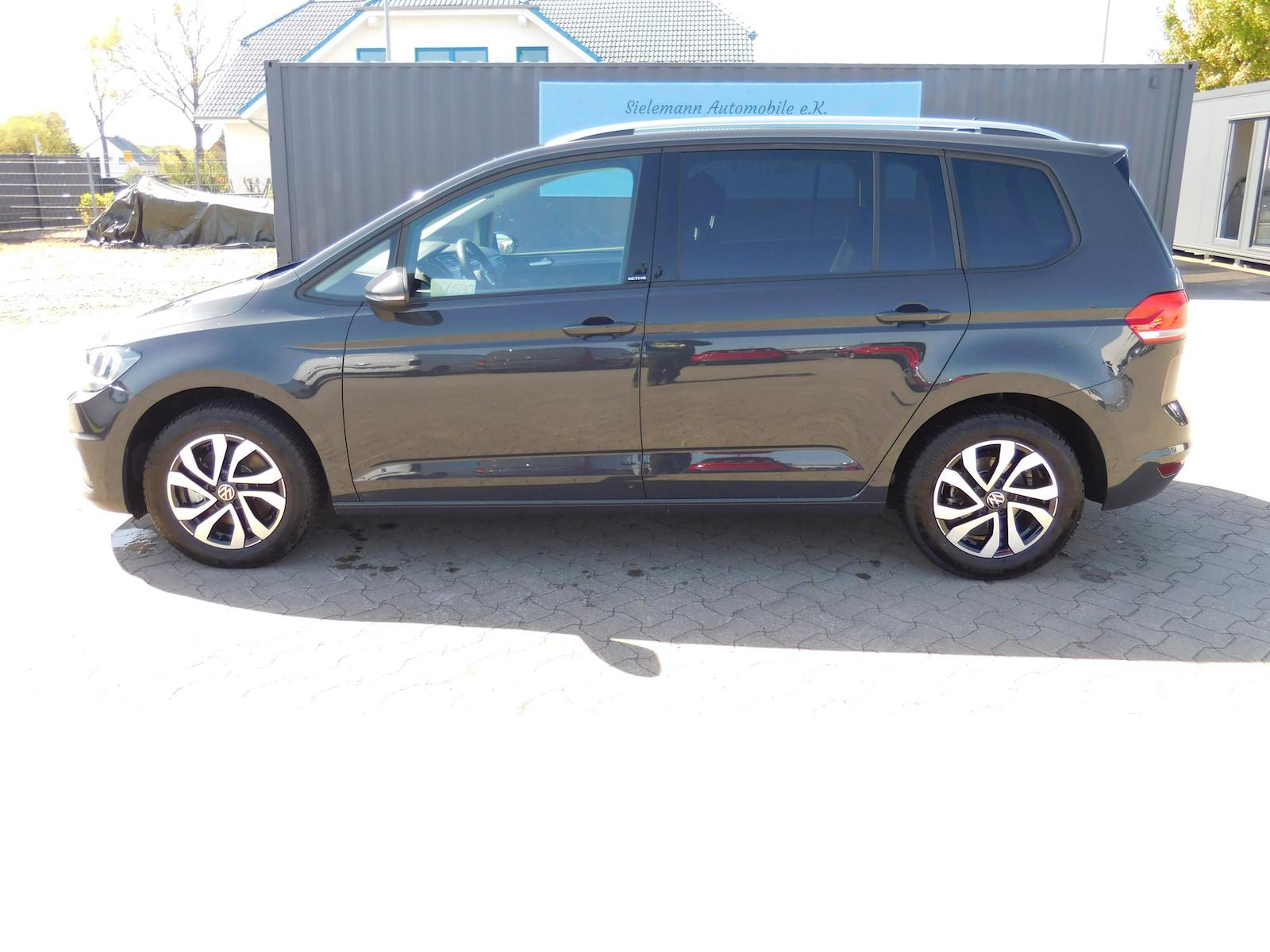 Volkswagen Touran 1.5 Comfortline Active BMT TSI DSG Navi