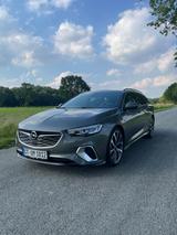 Opel Insignia 2.0 BiTurbo Diesel GSI Auto 4x4 ST GSI - Opel Insignia