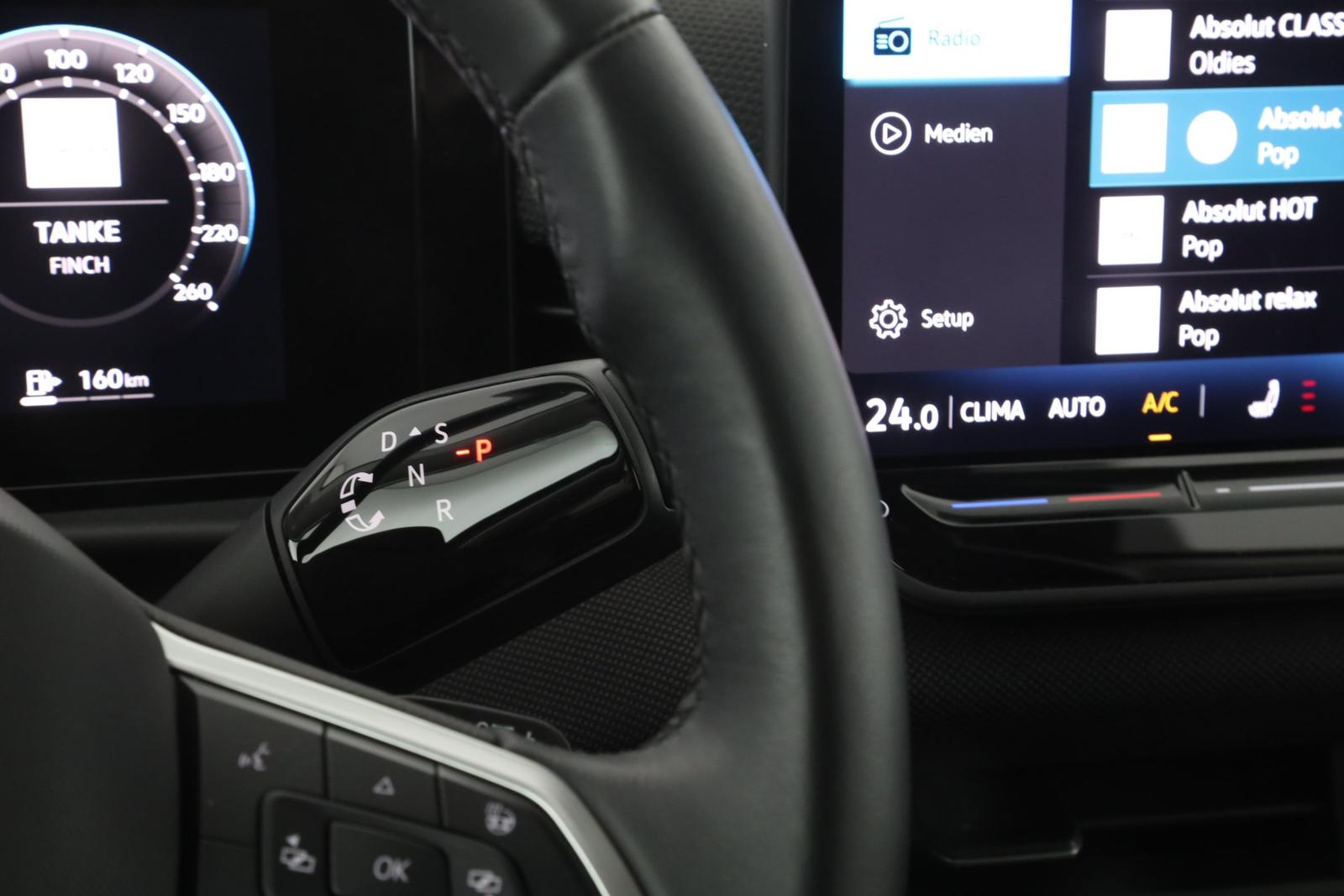 Volkswagen T-Roc 1.5 eTSI DSG Life NAVI LED SITZH., миниатюра 16