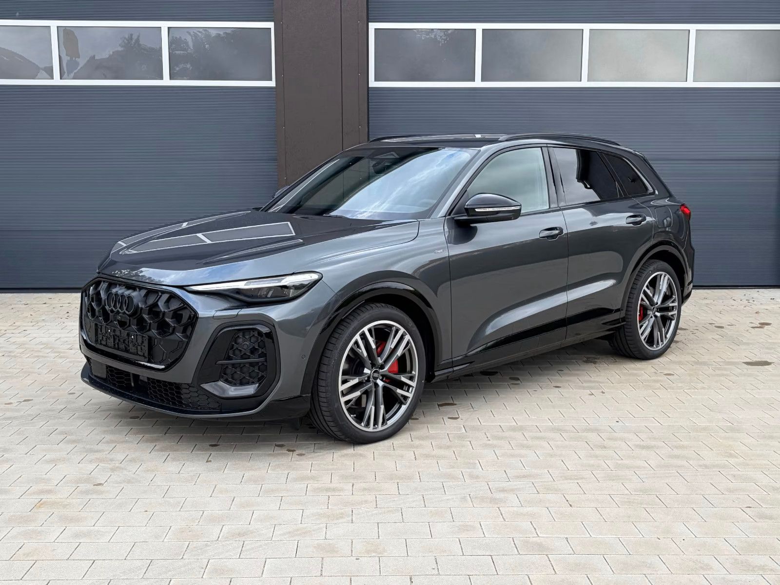 Audi Q5 e-hybrid 270kW S trc quat edit one magne imagem 2