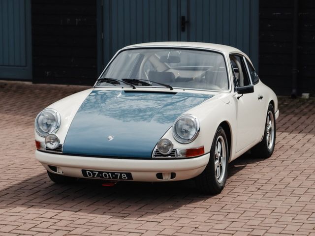 Porsche 911 Urmodell SWB Race/Rally car matching