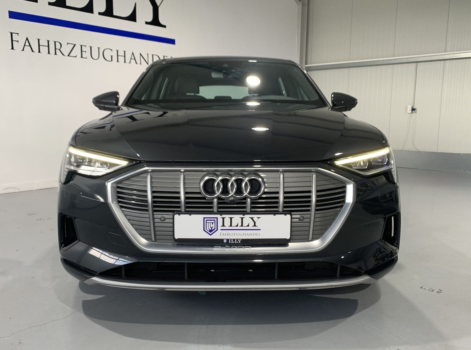 Fahrzeugabbildung Audi e-tron 55 Quattro*Leder*360°Cam*LED*SHZ*Navi*