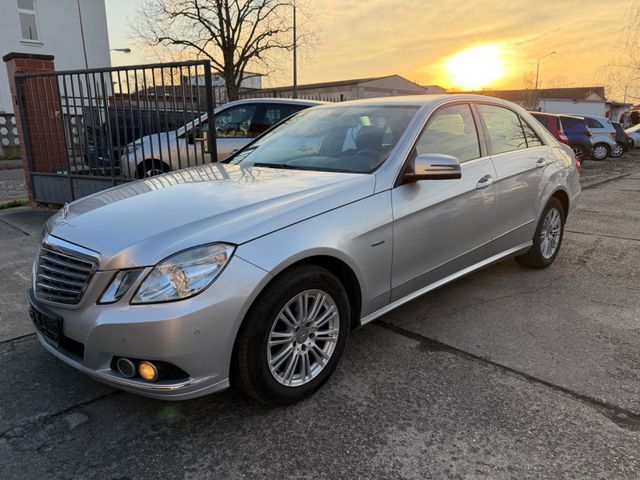E 200 CDI BlueEfficiency, Scheckheftgepflegt Bild 3