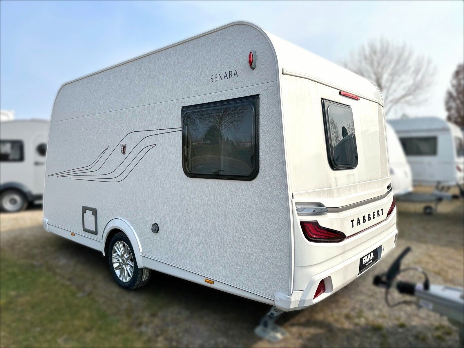 Fahrzeugabbildung Tabbert Senara 400 QD 2.3 Premium Interieur Exterieur
