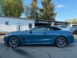 BMW M850 i xDrive M-Sportpaket - blaue BMW M850