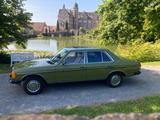 Mercedes-Benz Mercedes W123 240D  umfangreich überholt ... - Mercedes-Benz 240: W123 240d
