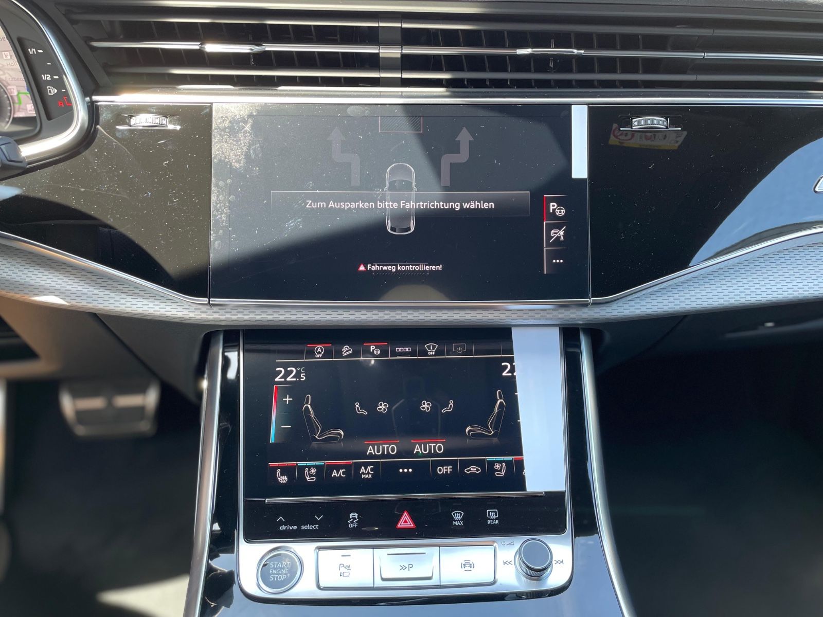 Fahrzeugabbildung Audi Q8 50 TDI Facelift |SLine|HUD|Softclose|23"|B&O|