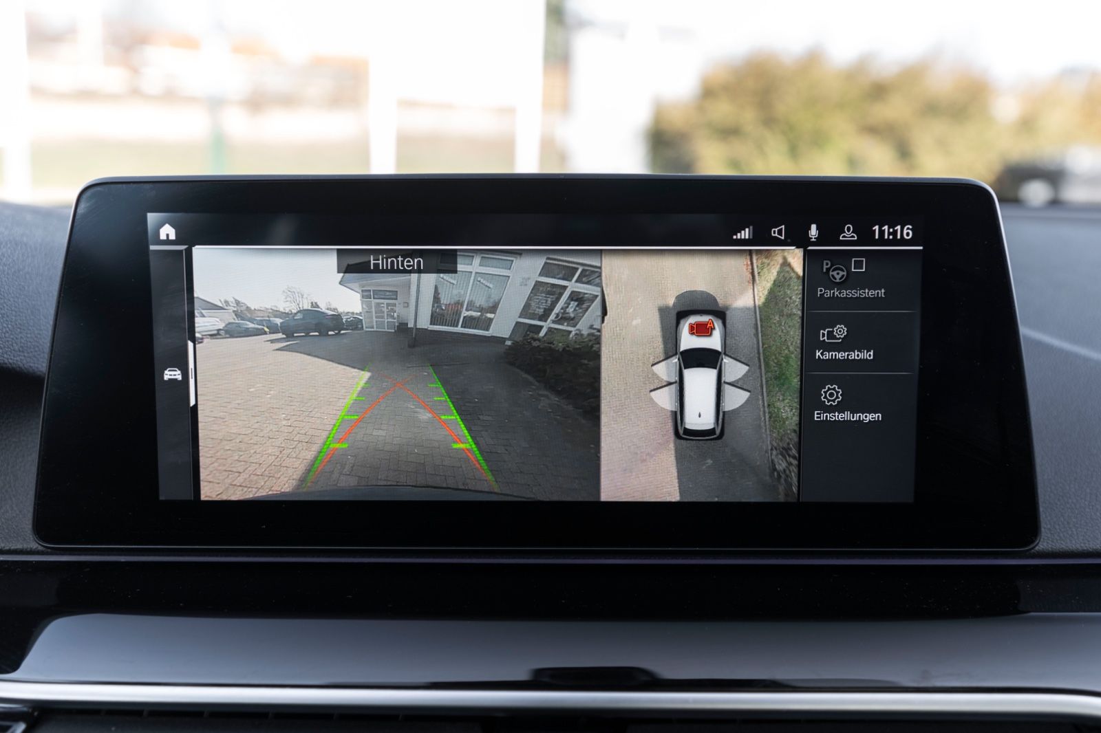 Fahrzeugabbildung BMW 520d xDrive SPORT SHADOW ACC LED H&K 360° TOTW