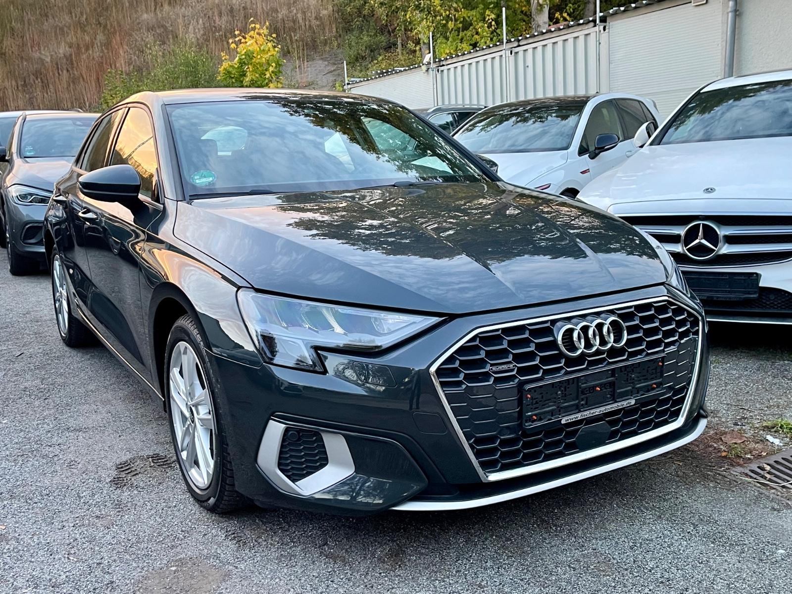 Audi A3 Sportback 40 TFSI quattro advanced Autom.*LED
