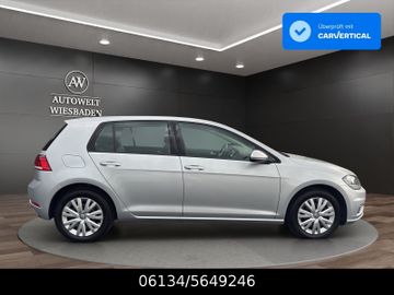 Volkswagen Golf - 3