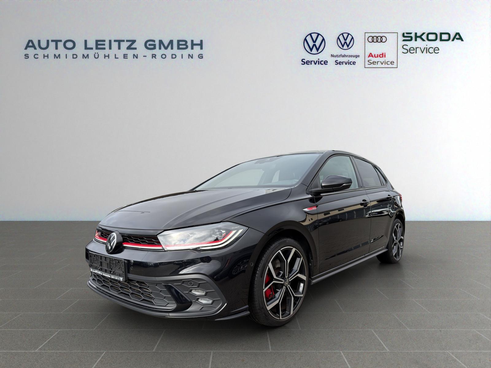Volkswagen Polo 2.0 TSI DSG GTI ACC Matrix APP SHZ PDC LM18