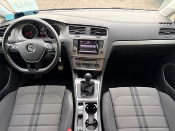 Bild 12 VW Golf VII R-LINE Lim. +PDC+NAVI+BI-XENON+ALU+BT+