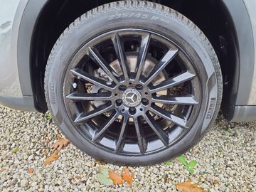 Bild 9 Mercedes-Benz GLA 200 Urban Style - AHK,360°CAM,NAVI,SHZG,EHK