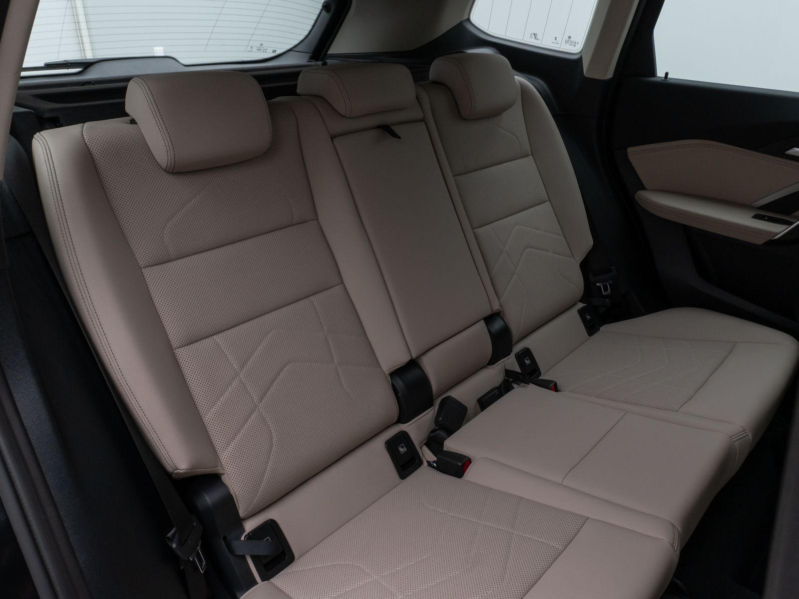 Fahrzeugabbildung BMW X1 sD18i xLine Kamera DAB Widscreen Sport Leder