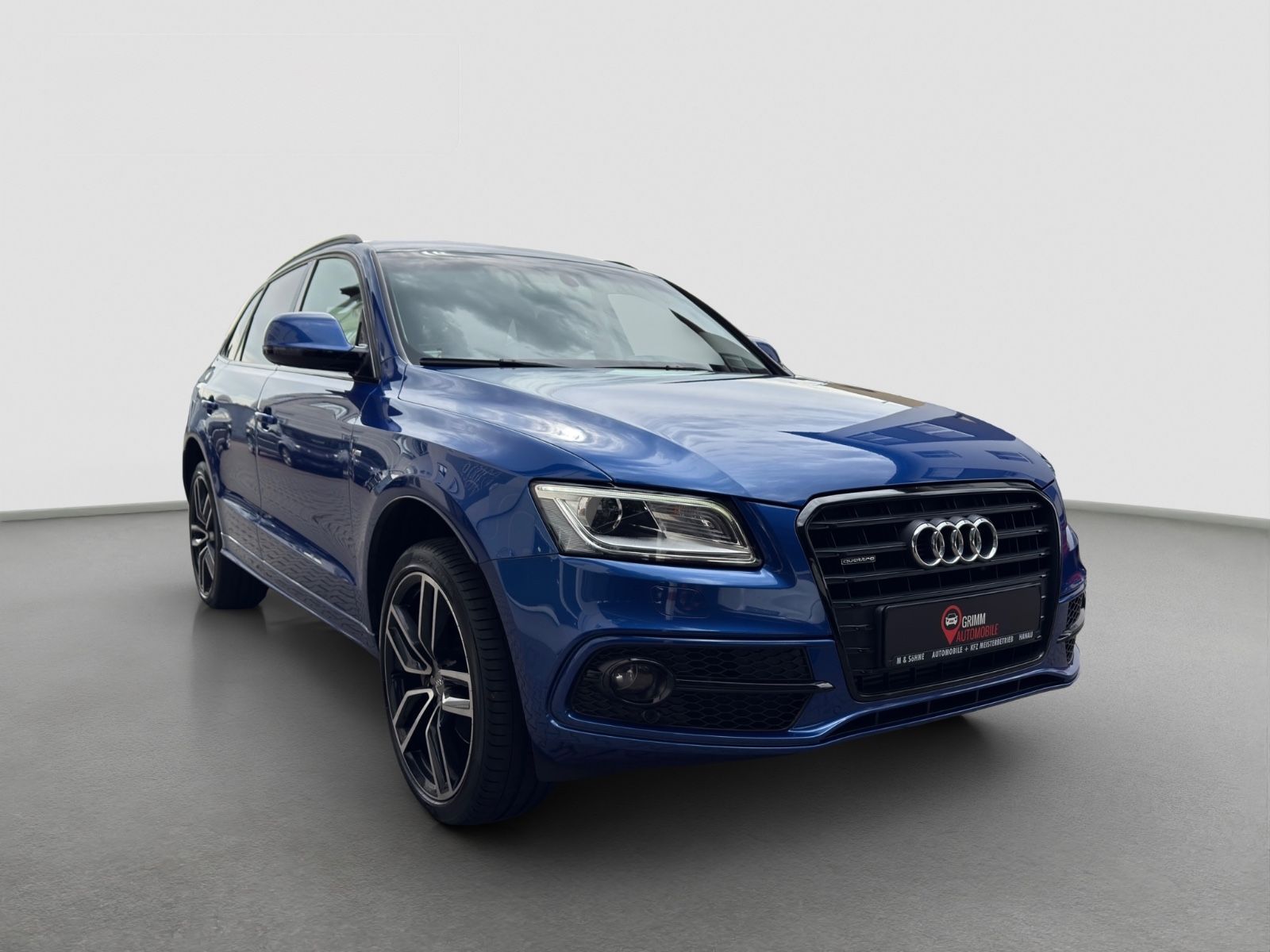 AUDI Q5 3.0 TDI quattro S line -TEMP-TOT-AHK-KAM-