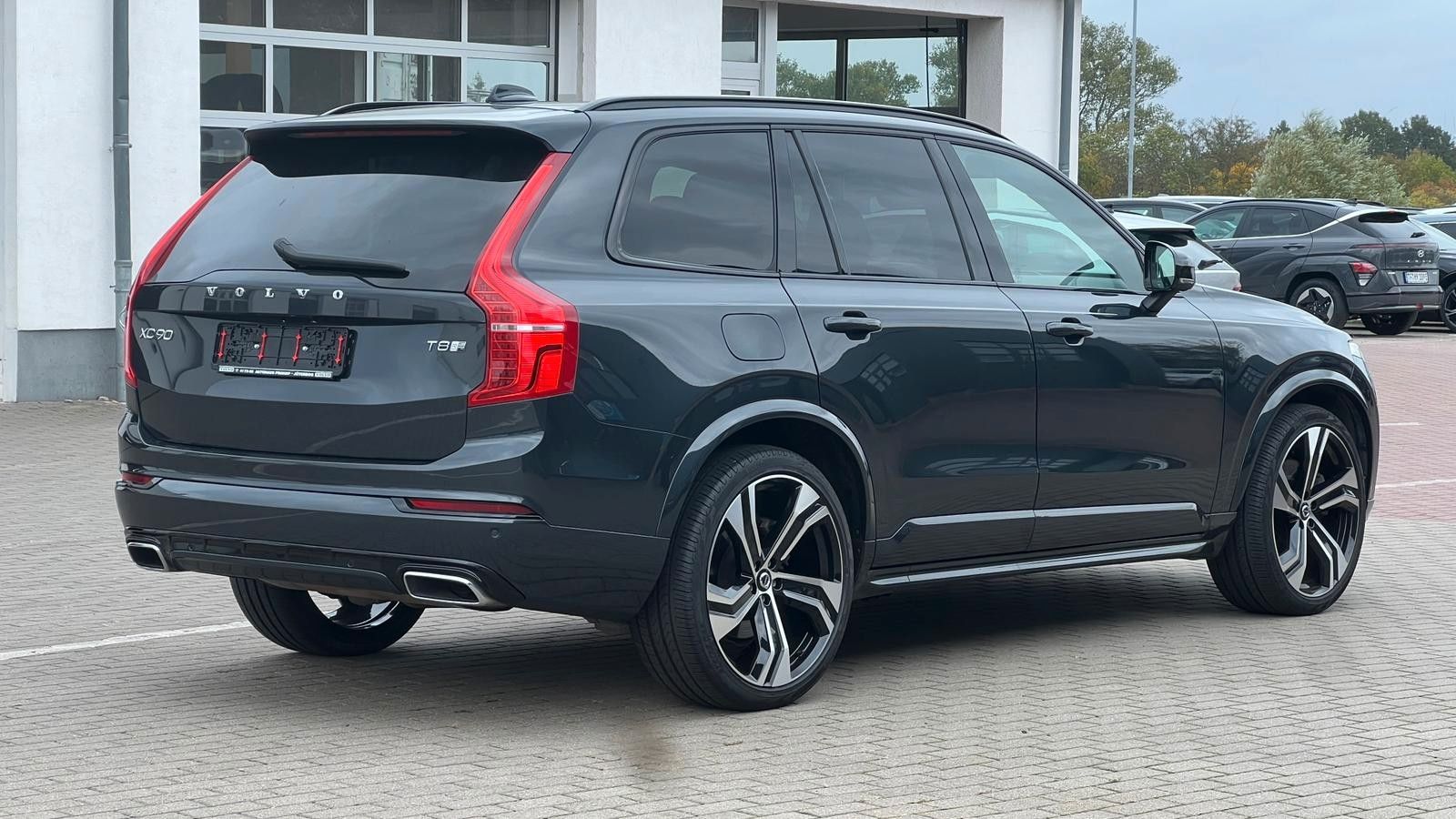 Fahrzeugabbildung Volvo XC90 T8 PHEV AWD R Design*360°*Massage*LUFT*B&W*