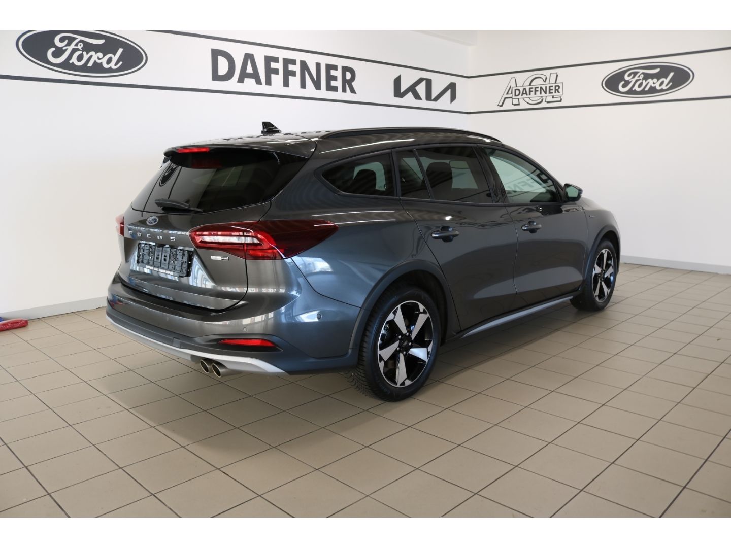 Fahrzeugabbildung Ford Focus Turnier Active X 1.0 EcoBoost Mild-Hybrid