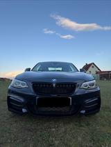 BMW 225d Coupé - schwarze BMW 225