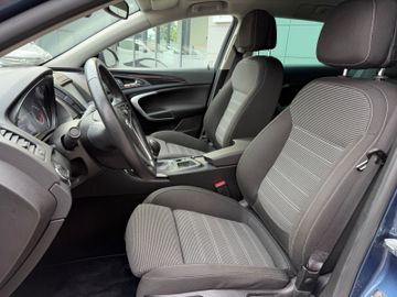 Opel Insignia - 12