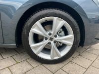 SEAT Leon 1.5 eTSI DSG FR SHZ PDC KAM LED 17