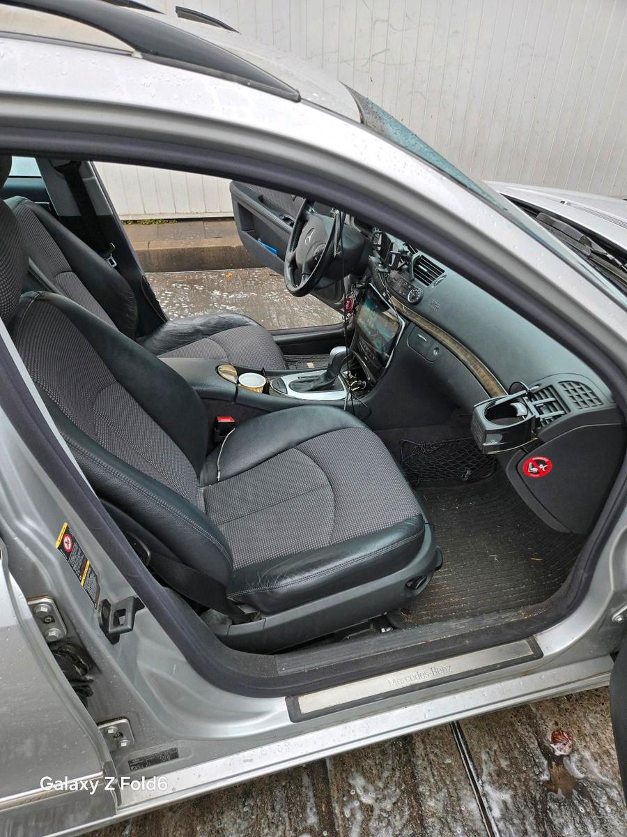 Mercedes-Benz  2004 — photo 13