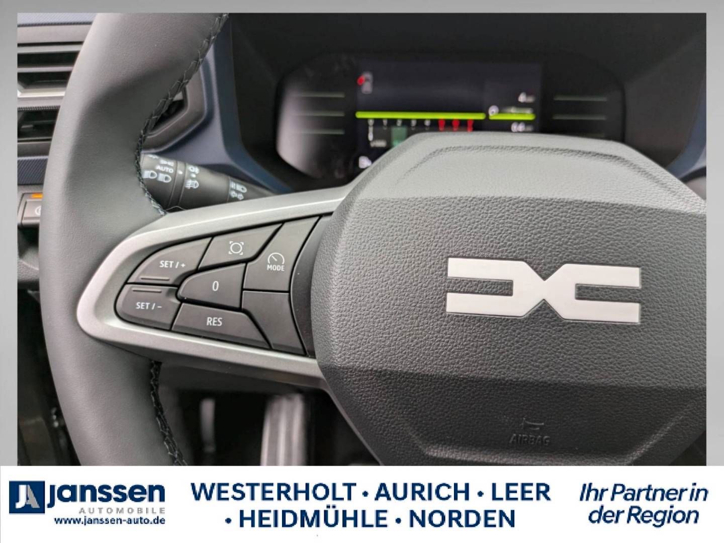 Fahrzeugabbildung Dacia Bigster Expression TCe 140