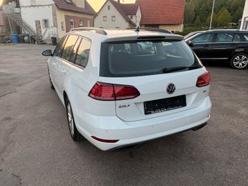 Volkswagen Golf - 9