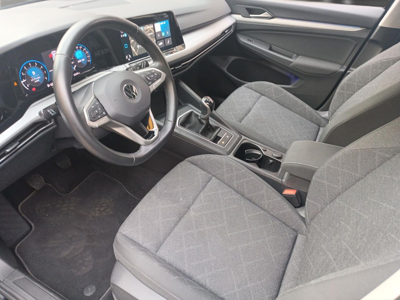 Volkswagen Golf - Bild 8