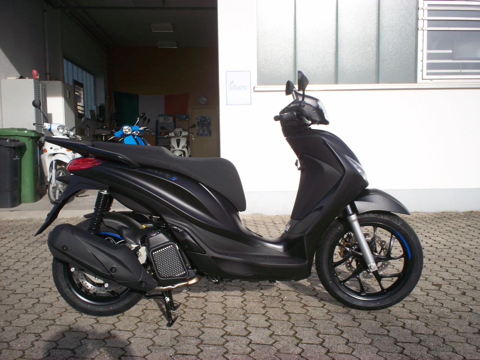 Piaggio Frühlingsaktion Medley 200 S ABS